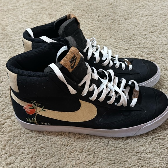 Nike Blazer Mid ‘77 Pomegranate Mens size 13 - Picture 1 of 5